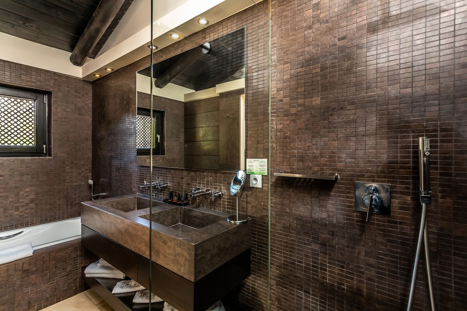 Shanti-Som Wellbeing Retreat
