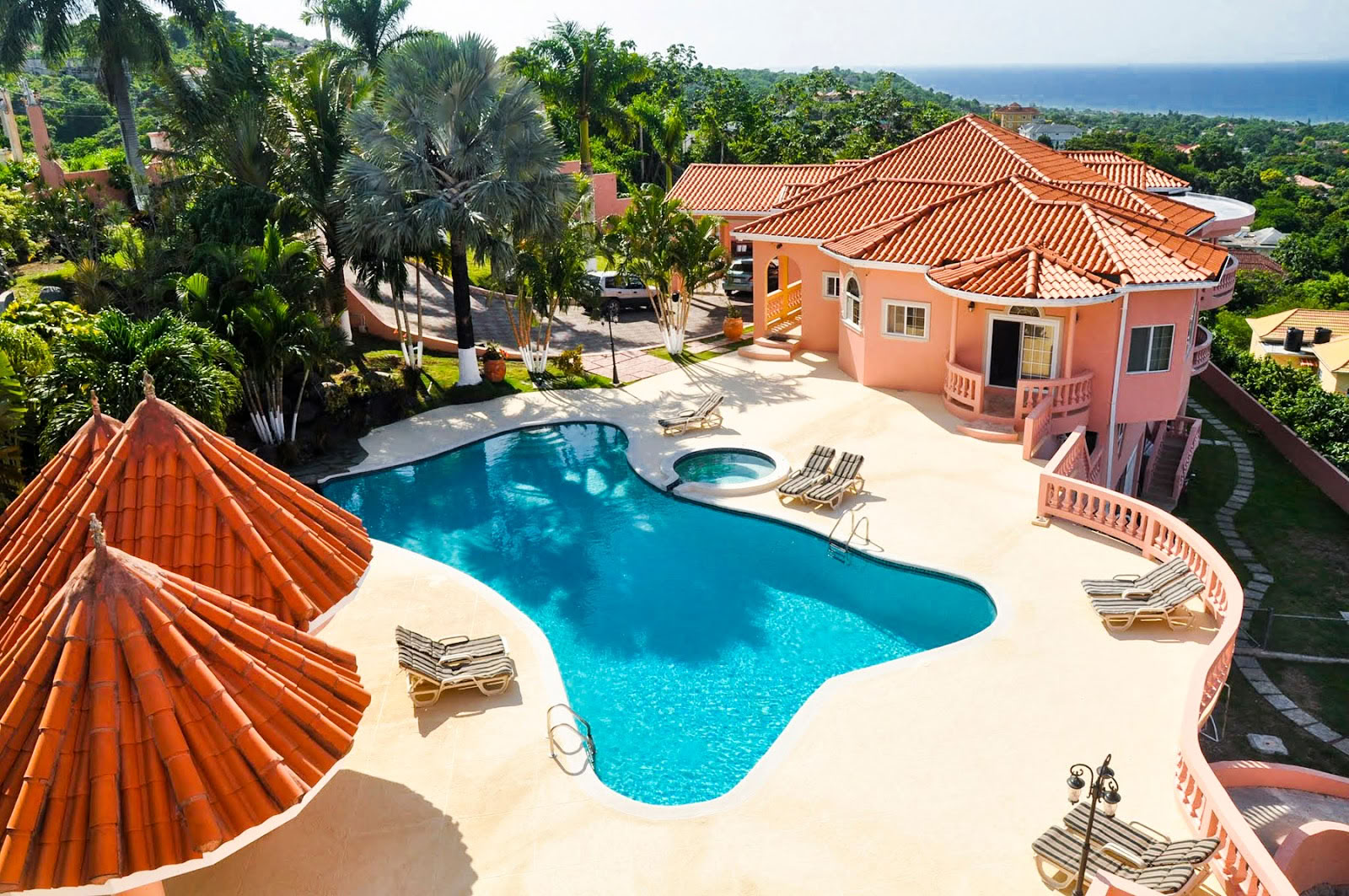 Mycelia-retreat Jamaica
