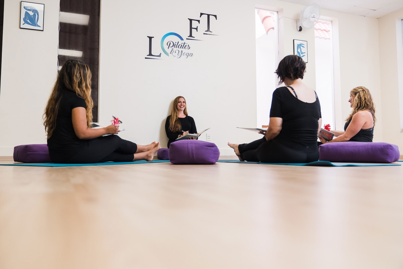 Pilates Yoga Loft - Holistische Wellnessstudio | St. Augustine | Pilates- en yogalessen, certificeringen, acupunctuur en reiki
