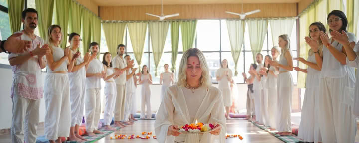 De zonnige yogalerarenopleiding in Rishikesh - Sun YTTC Rishikesh