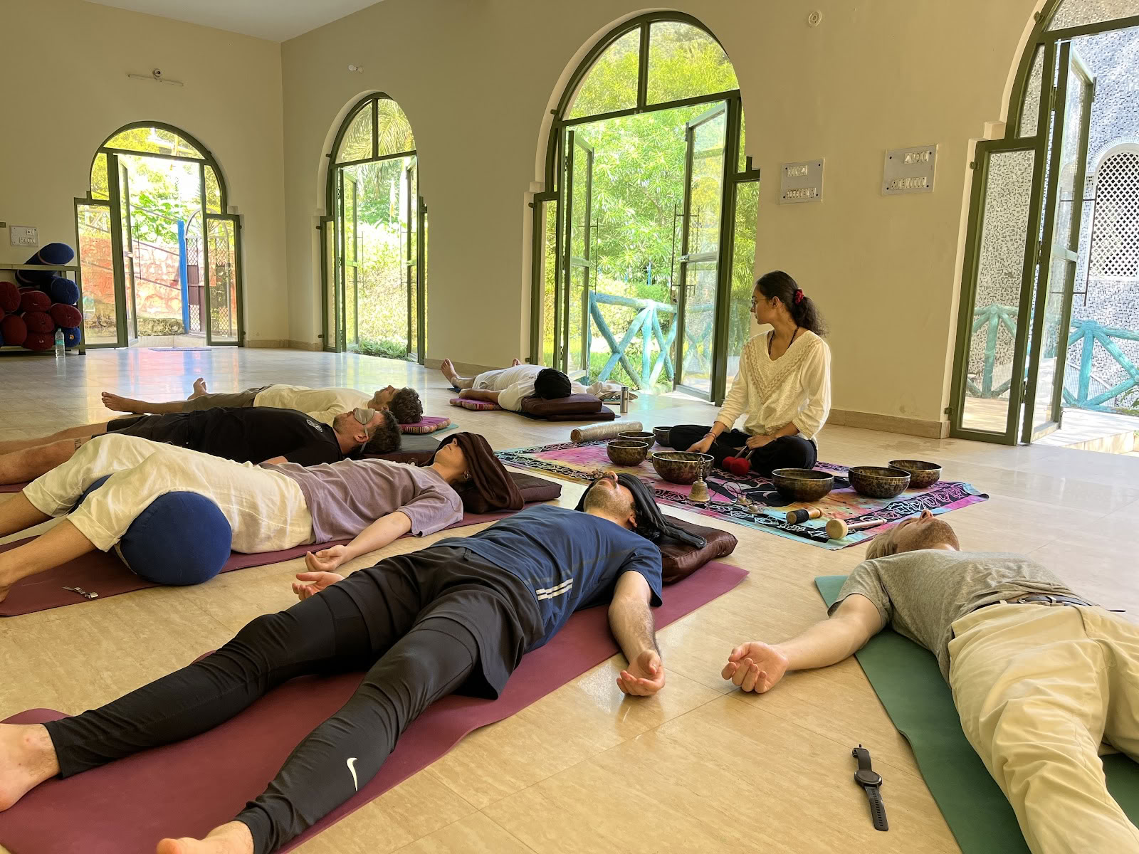Abhyasa Yogmath | Traditioneel yoga- en meditatie-ashram in Rishikesh, India