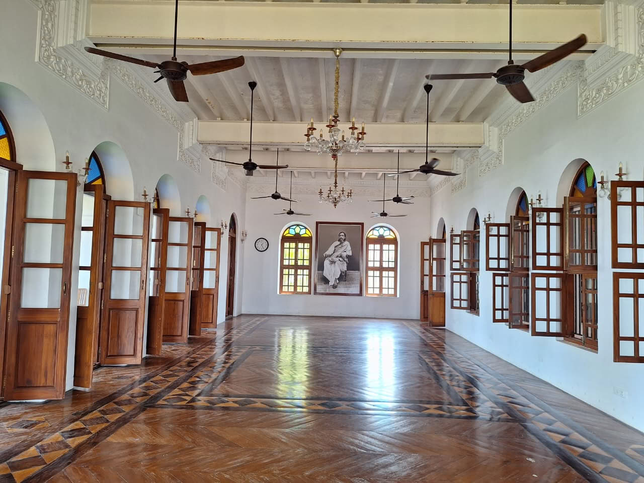 UDITAM - Instituut voor Integrale Genezing - Integrale Yoga, Matriniketan Sri Aurobindo Society
