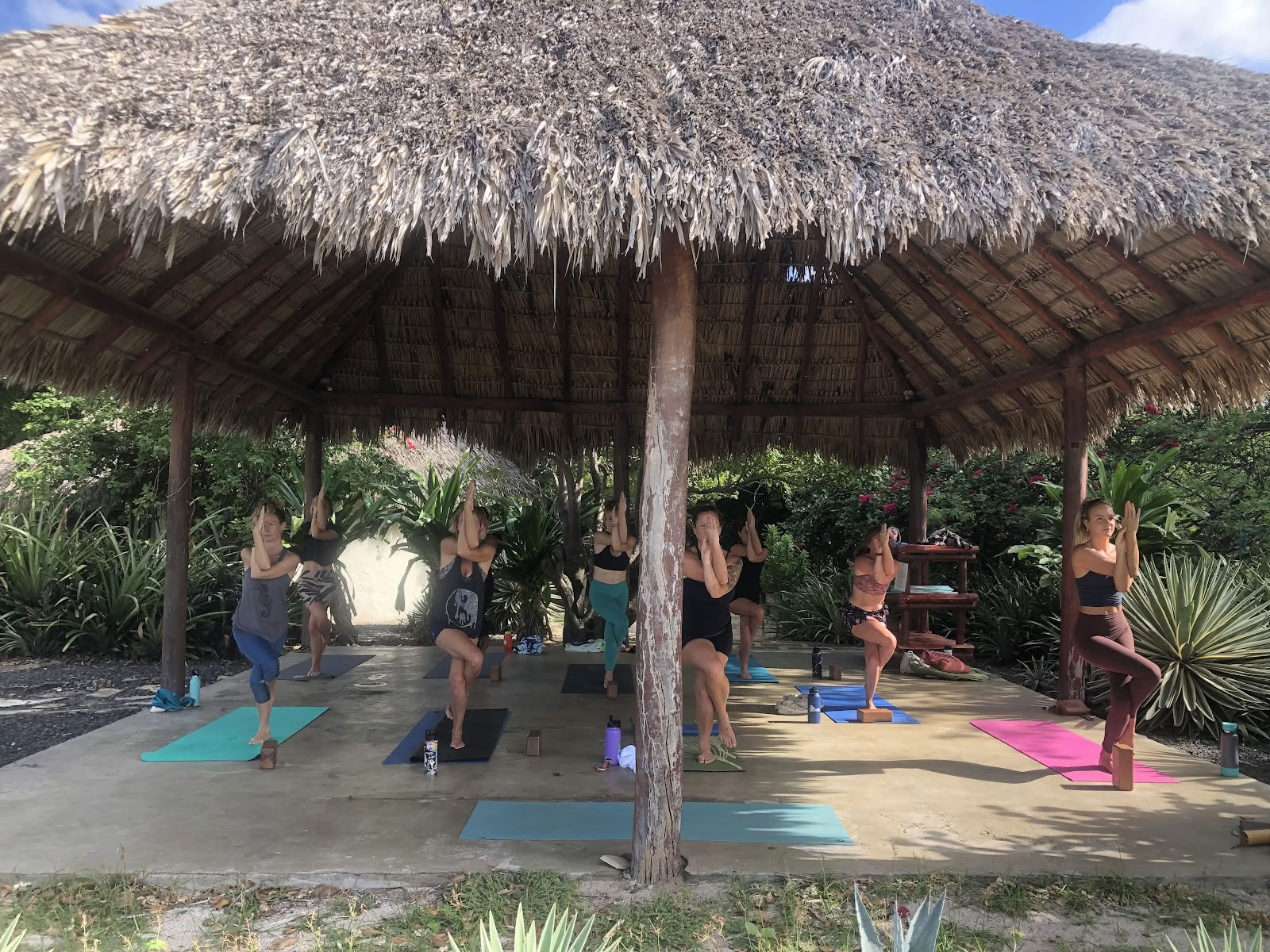 Flowwithbritt Yoga/Pilates/Sculpt & Flow