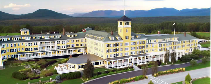 Grand Resort & Spa met Uitzicht op de Bergen