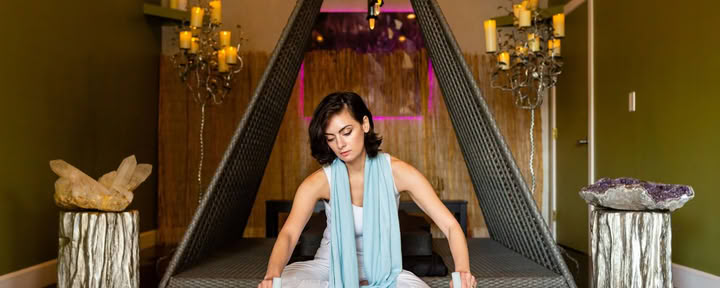 iChakras Slimme Meditatieclub + iJuice Lounge