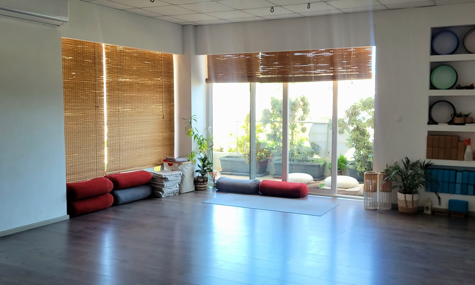 Re-Treat Yogastudio