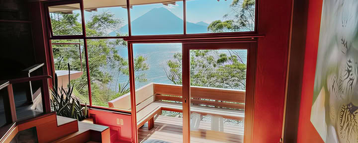 Retraites aan het Meer van Atitlán