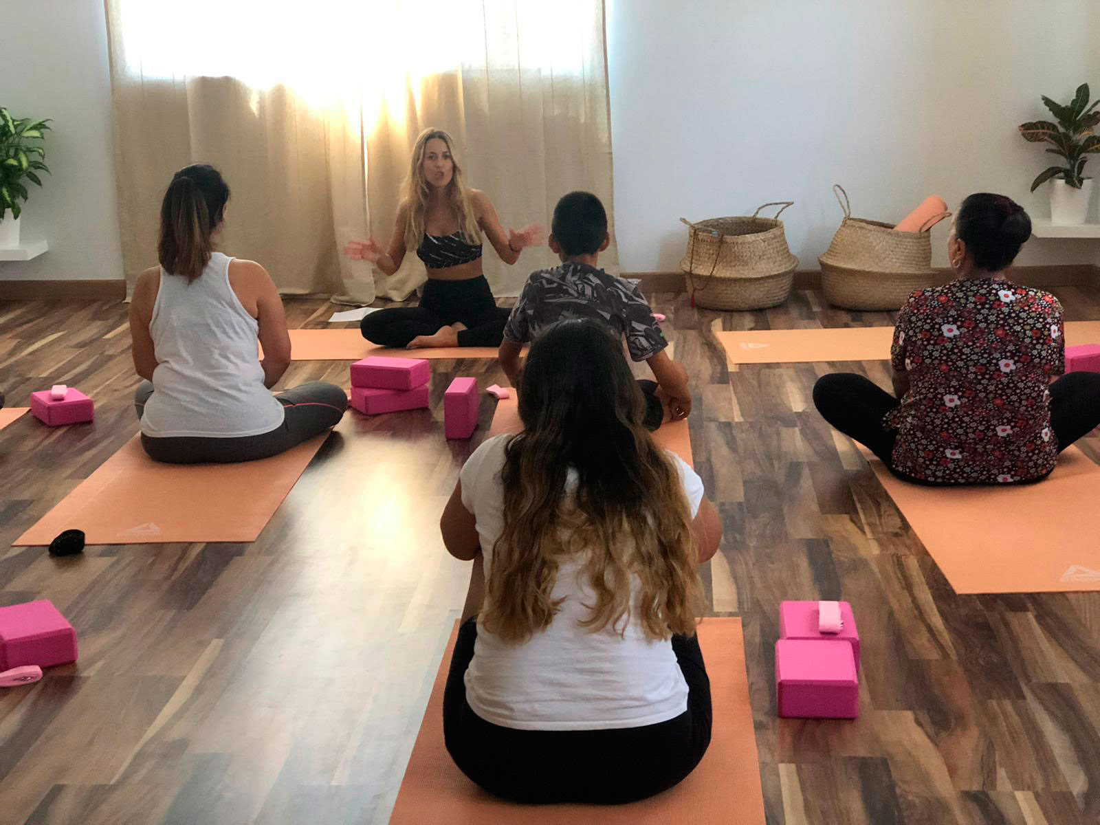 Mãe Yoga- Yogacentrum in Calypo Fado - Casarrubios del Monte