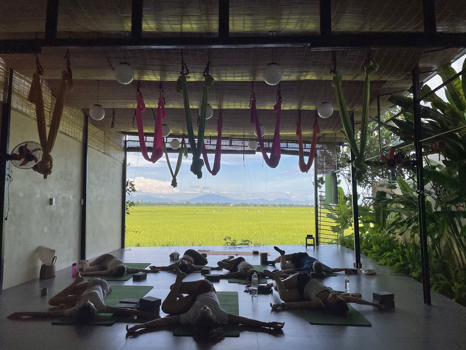 OM ĐÂY Yoga Hoi An