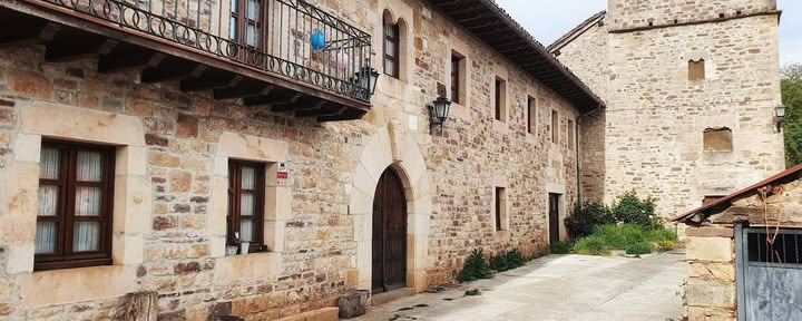 Yoga- en Meditatieretraitecentrum Pirineo · Casa Marterena