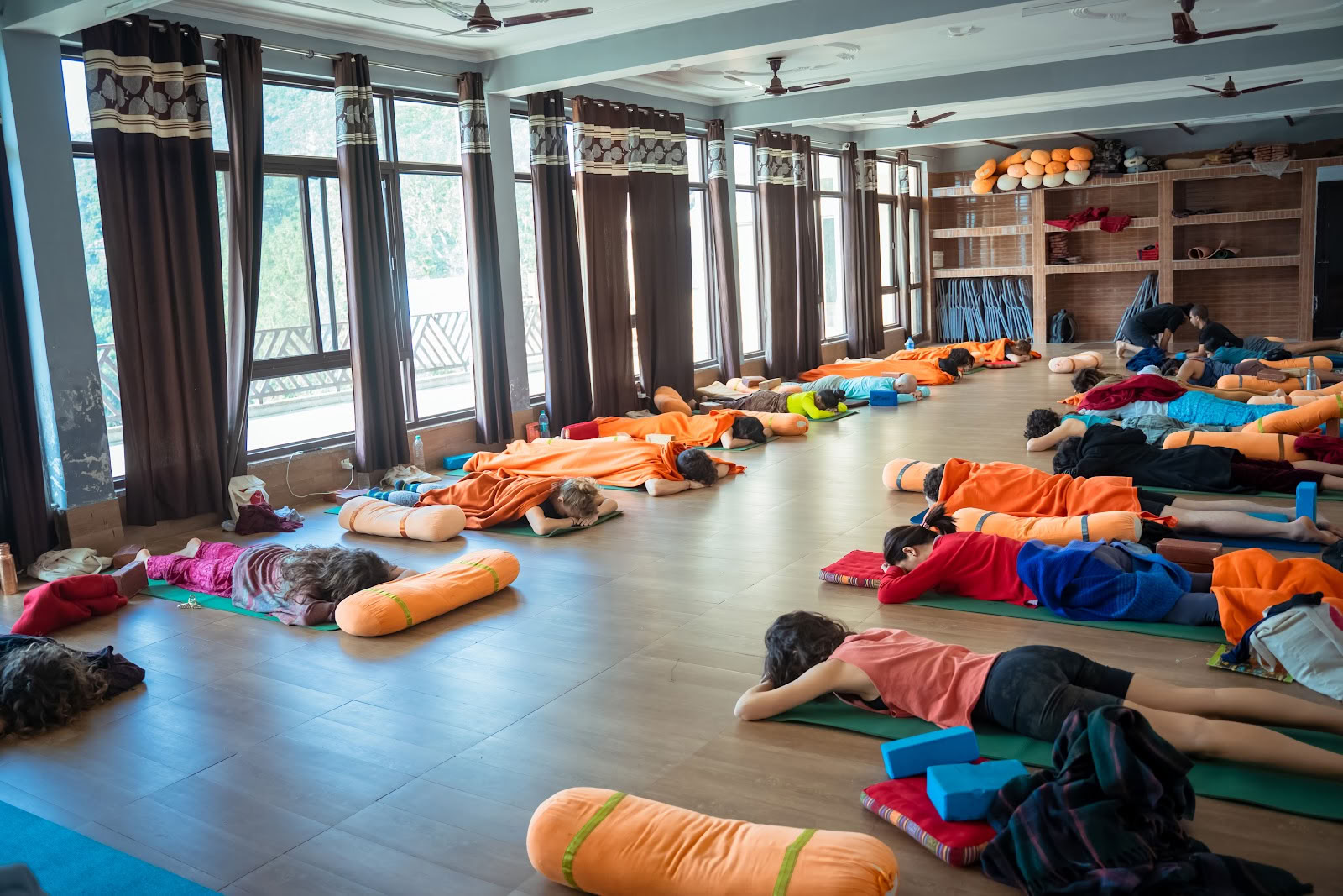 Vinyasa-yogaacademie