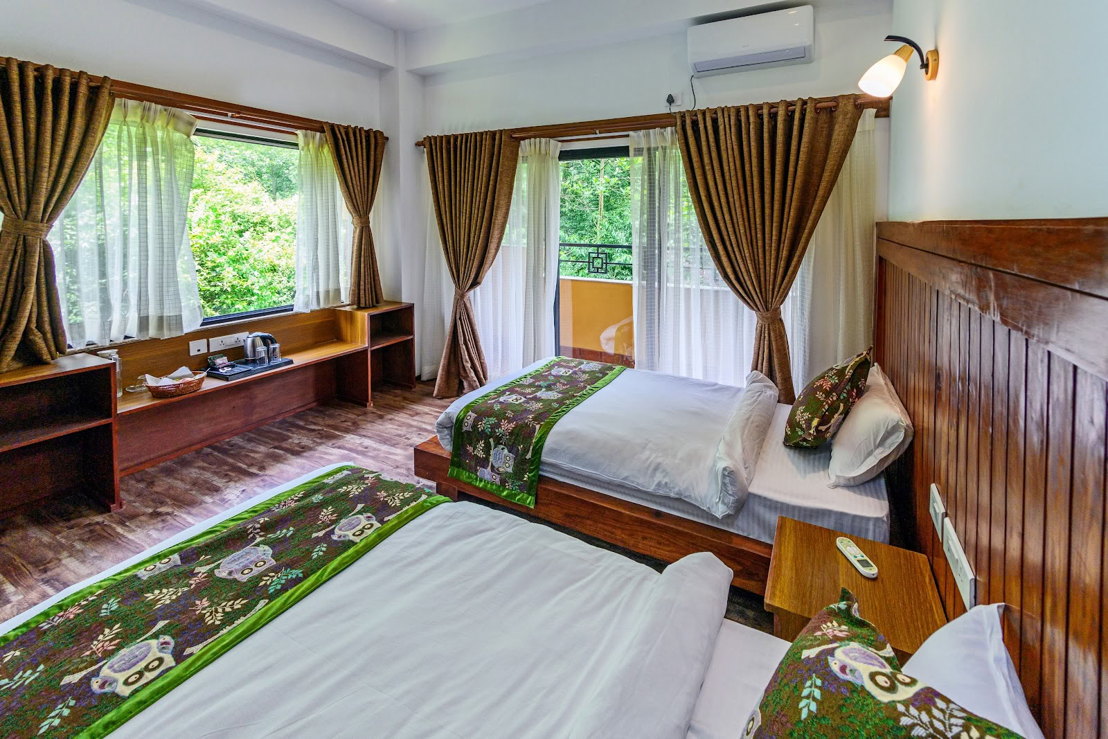 Jungle Mahal Wellness Resort