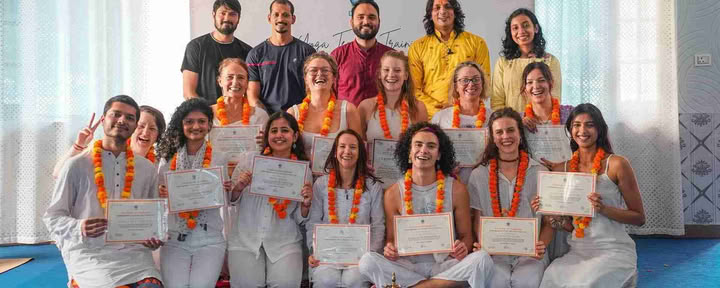 Drishti Yogaschool - Beste yogalerarenopleiding in Rishikesh
