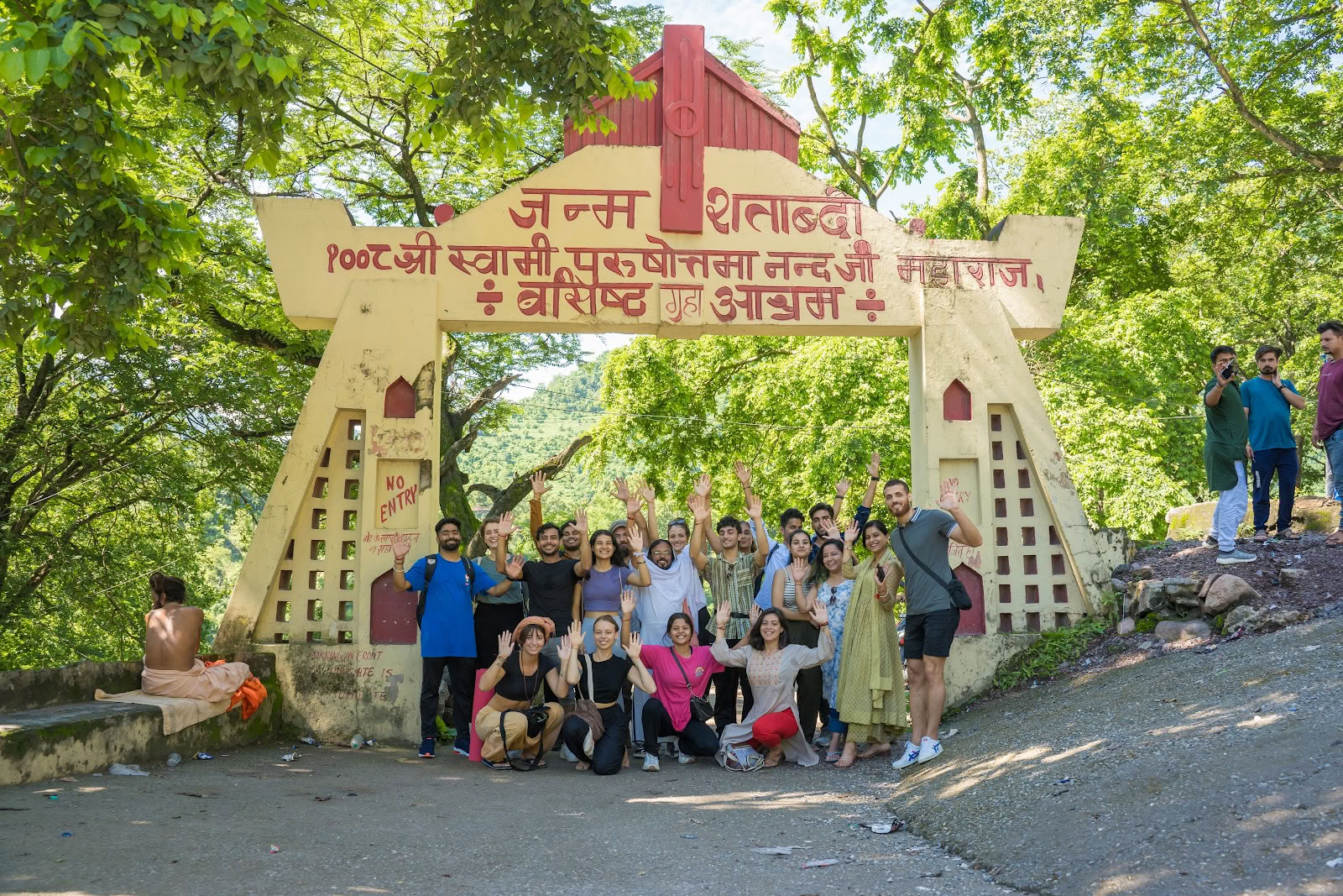 Samadhi Yoga Ashram - Beste Yogaschool in Rishikesh, India
