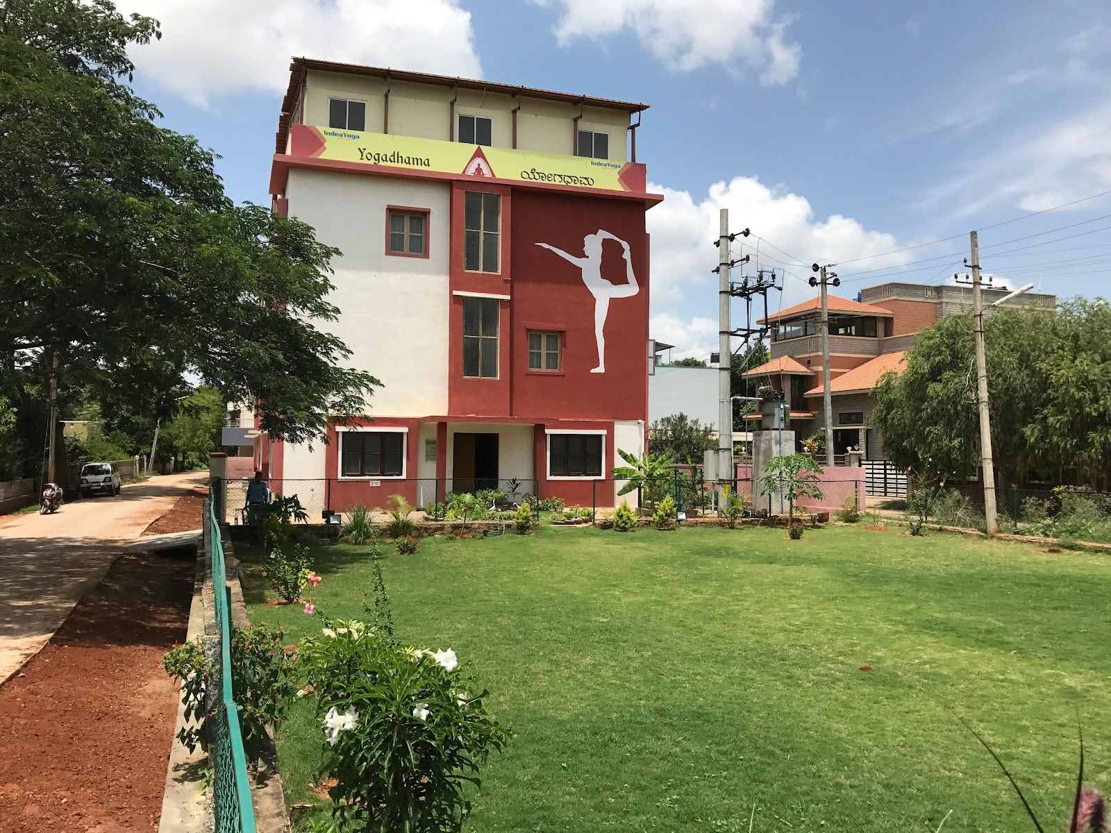 Bharatha Yoga Shala | Ashtanga-yogaleraarstraining Mysore School