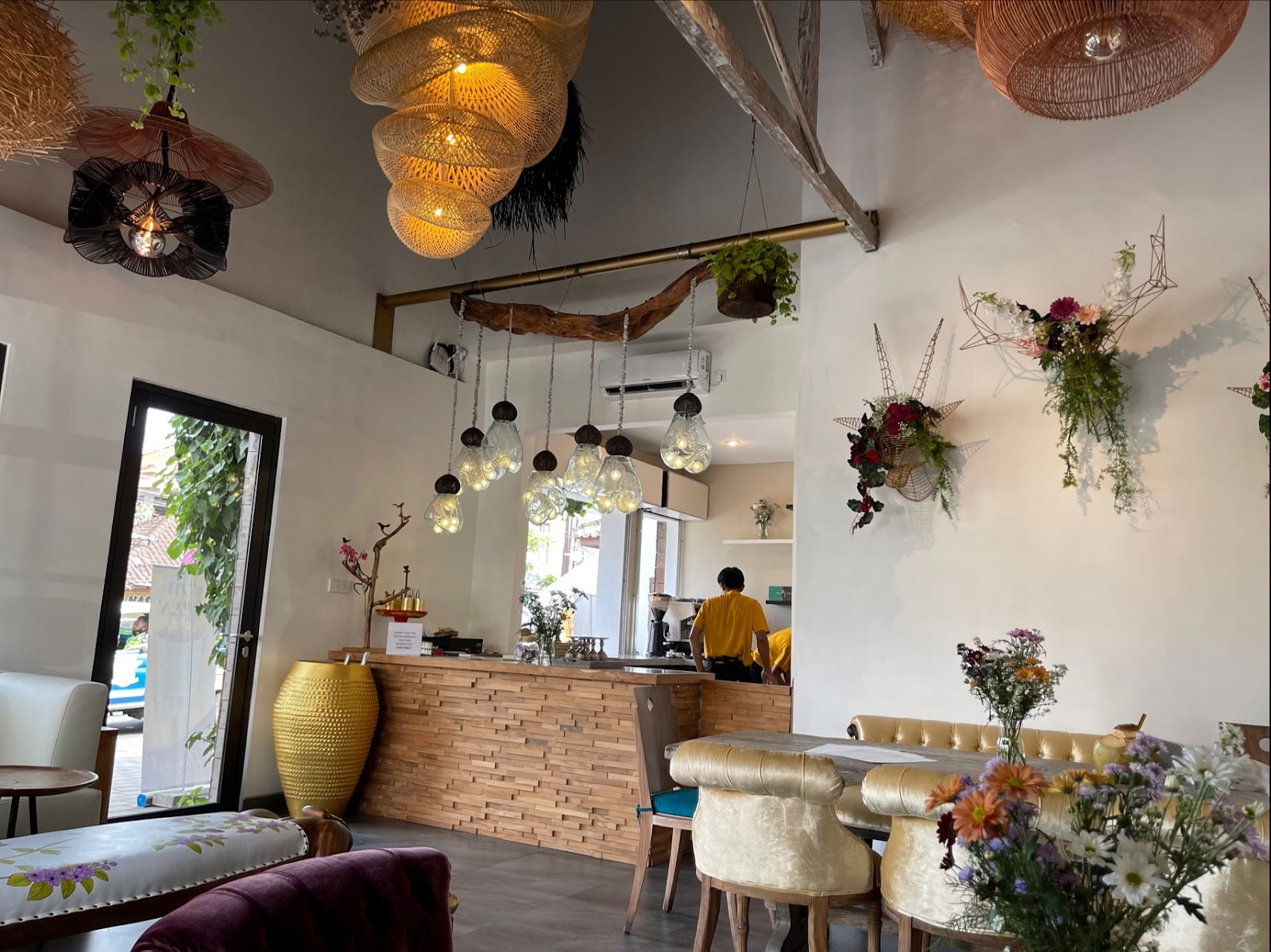 Heart Space Bali - Yin Yoga & Holistisch Studio