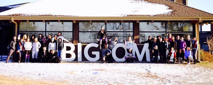 Grote Om Yoga-retreat