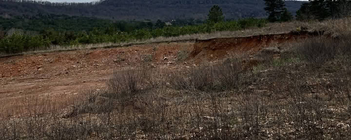 Kamp Iron Bluffs