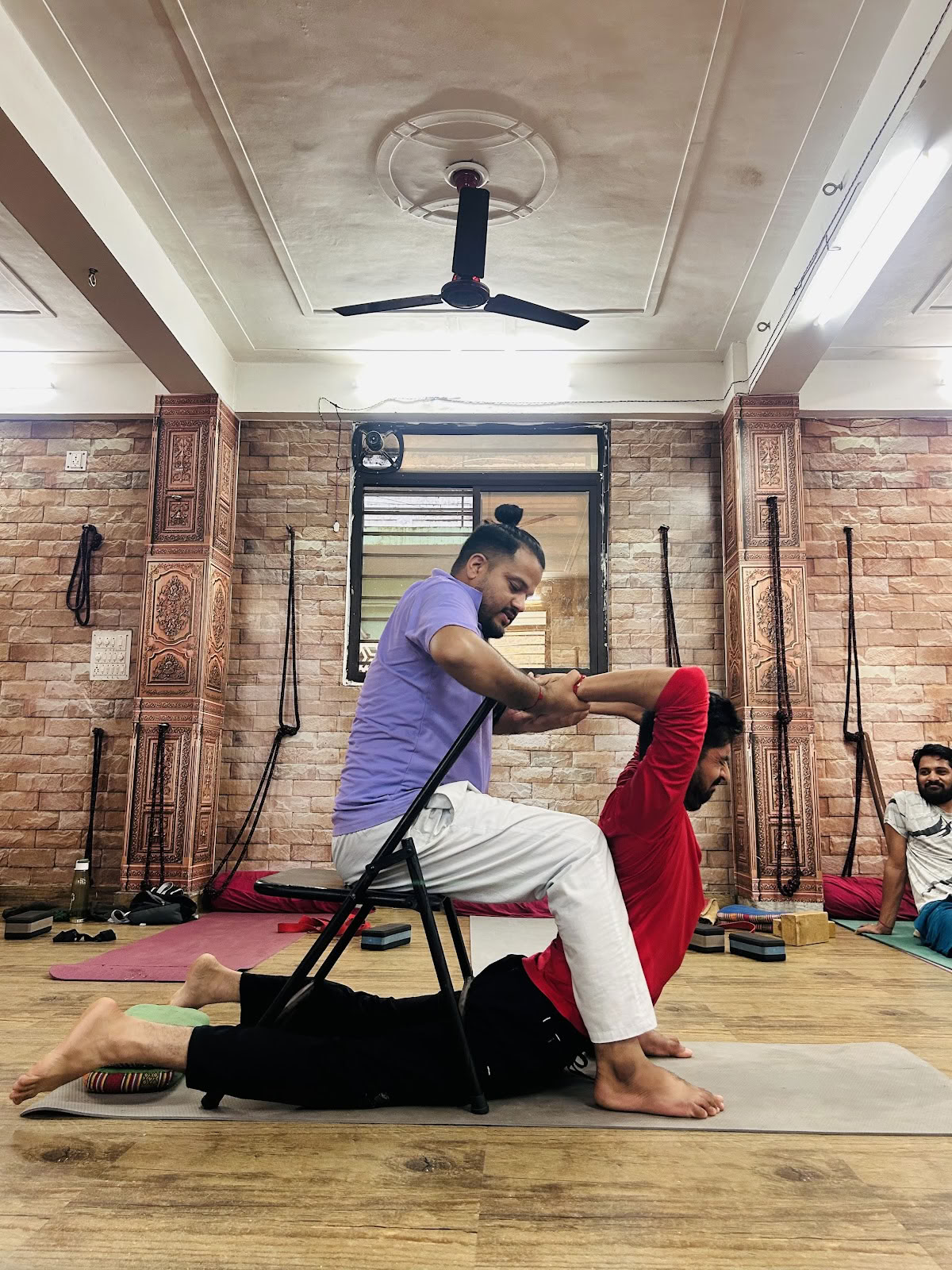 Drishti Yogshala Rishikesh ( yogaschool )