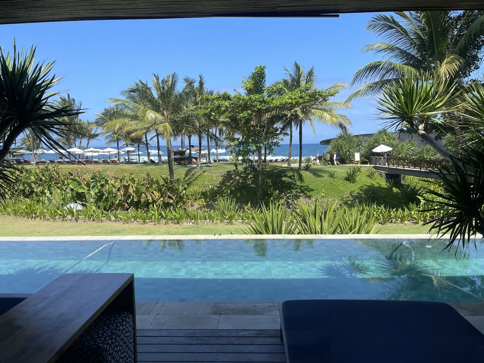 Hotel Komune en Beach Club Bali