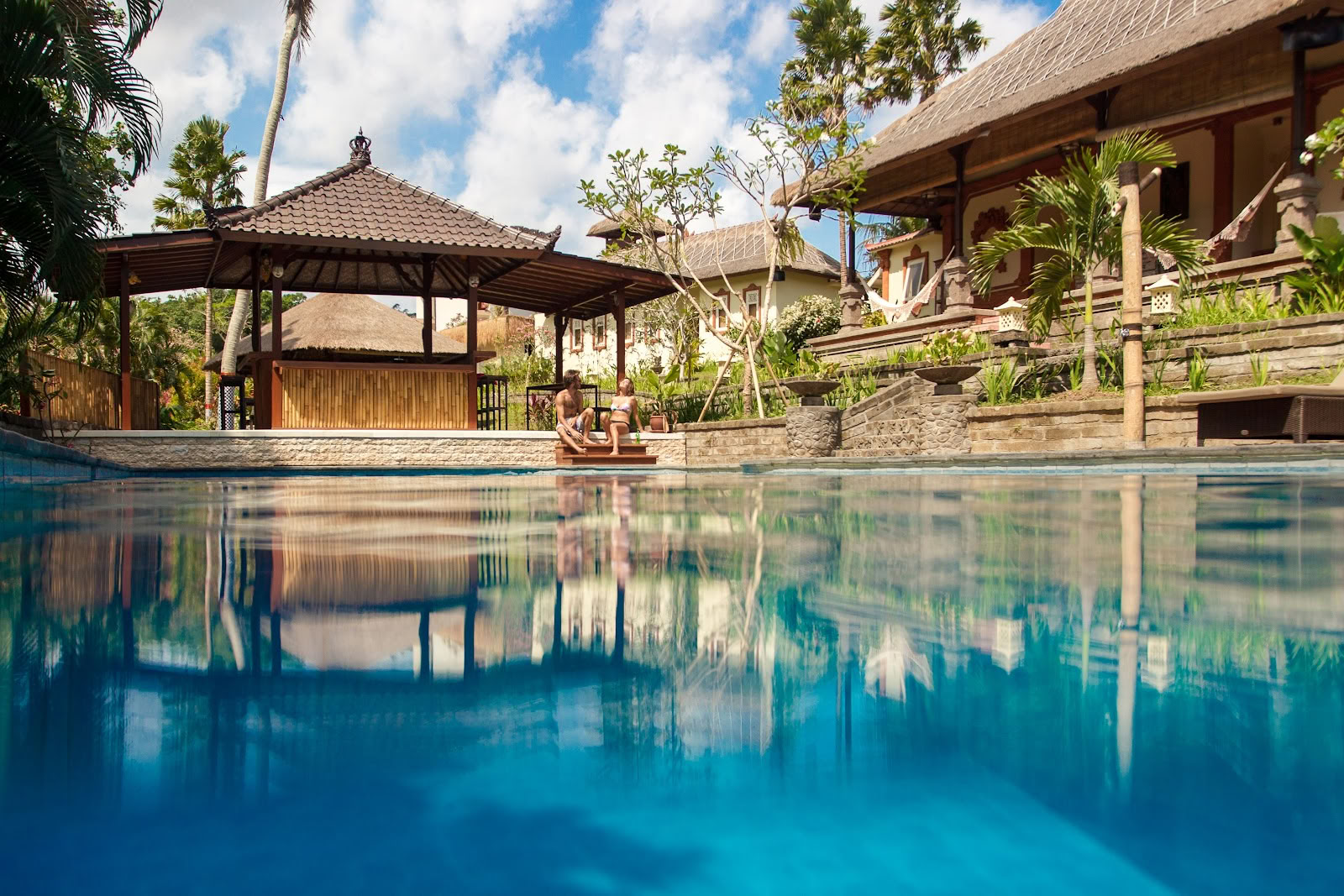 Mondo Surf Village - Surfkamp Canggu, Bali