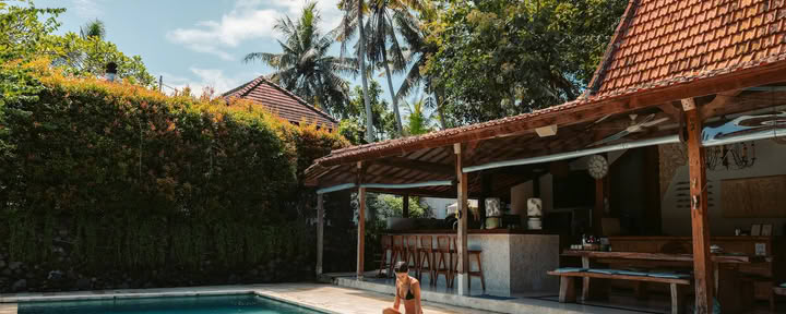 Pelan Pelan Bali Surfkamp & Yoga-retreat