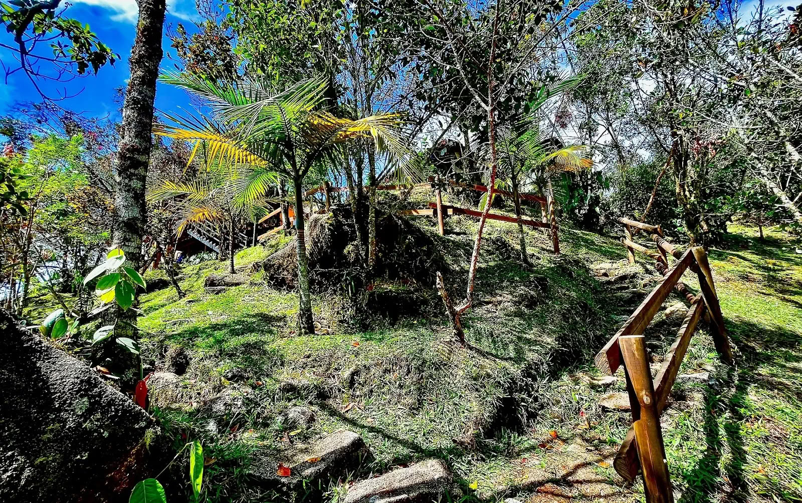 Pradisi Retreat Center