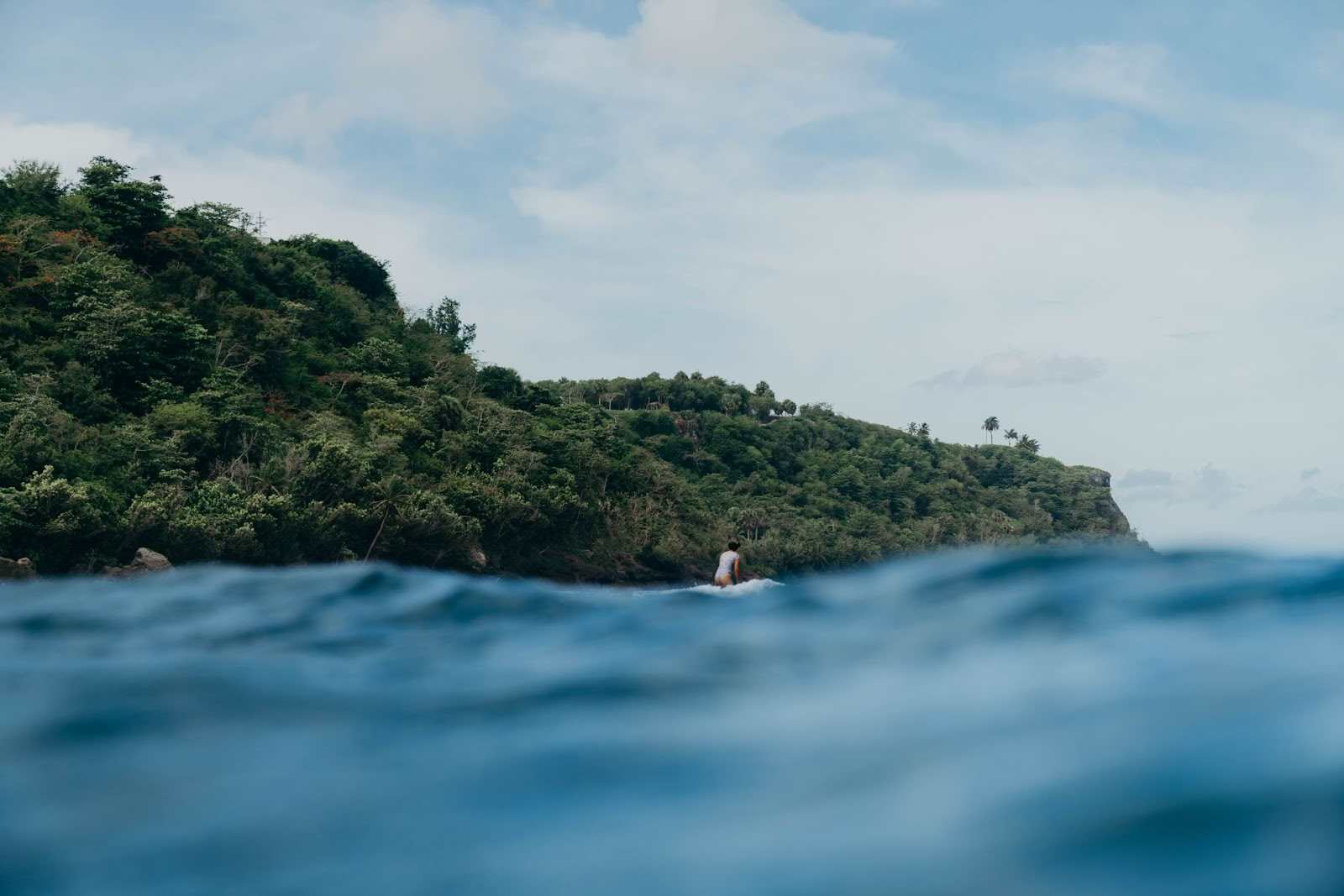 Surf- en yogaretreat voor zussen