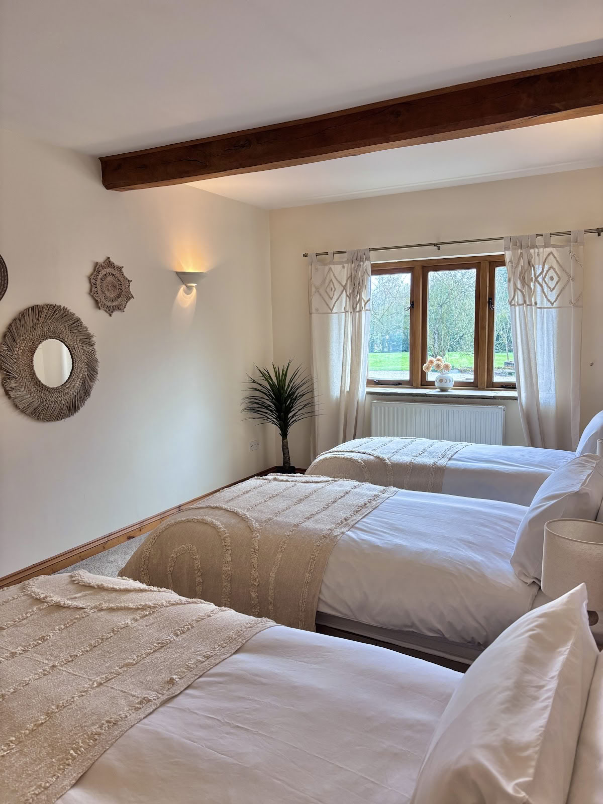 Willow Moon - Boetiekretreat