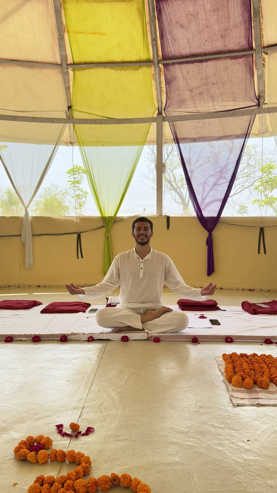 Triguna Yogaschool