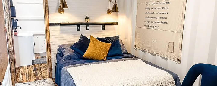 Container King Suite Villa