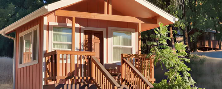 Krishna Cabin, gedeelde slaapzaal voor twee personen (2 eenpersoonsbedden)