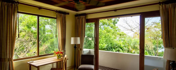Superior Ocean Room With AC