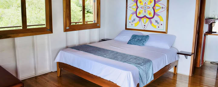 Mango Queen Suite