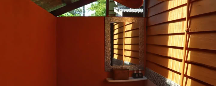 Basic Garden Bungalow