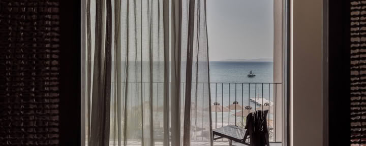 Beach Room