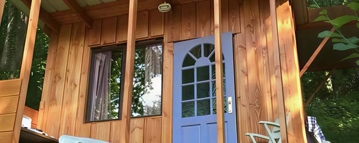 The Log Cabin