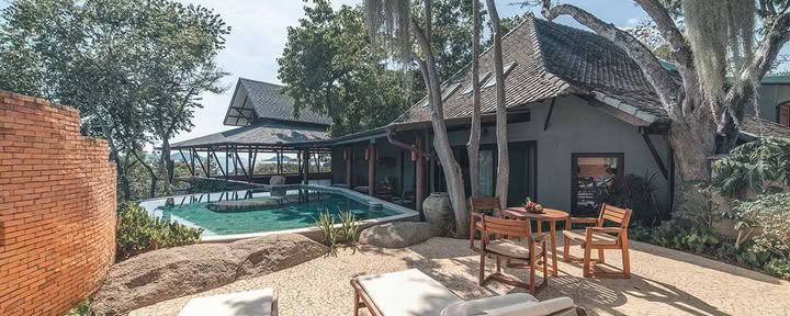 Rock Top Pool Villa (1 or 2 Bedrooms)