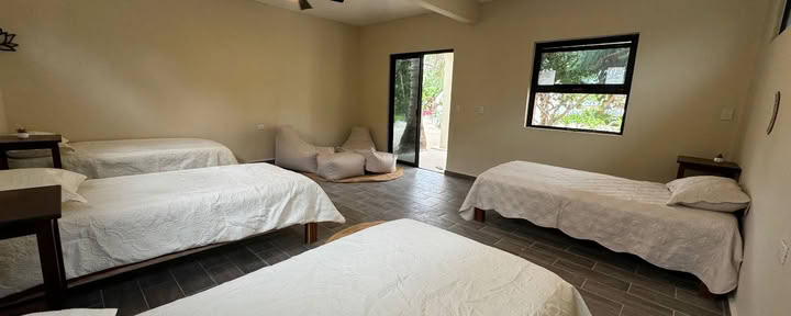 4-Bed Dorm