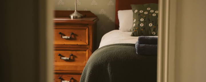 Single Ensuite Room