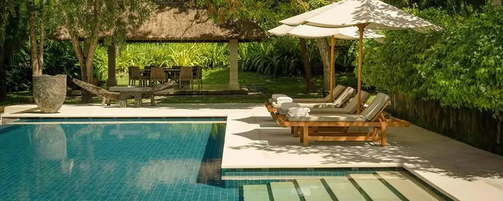 Vier slaapkamer privépoolvilla's