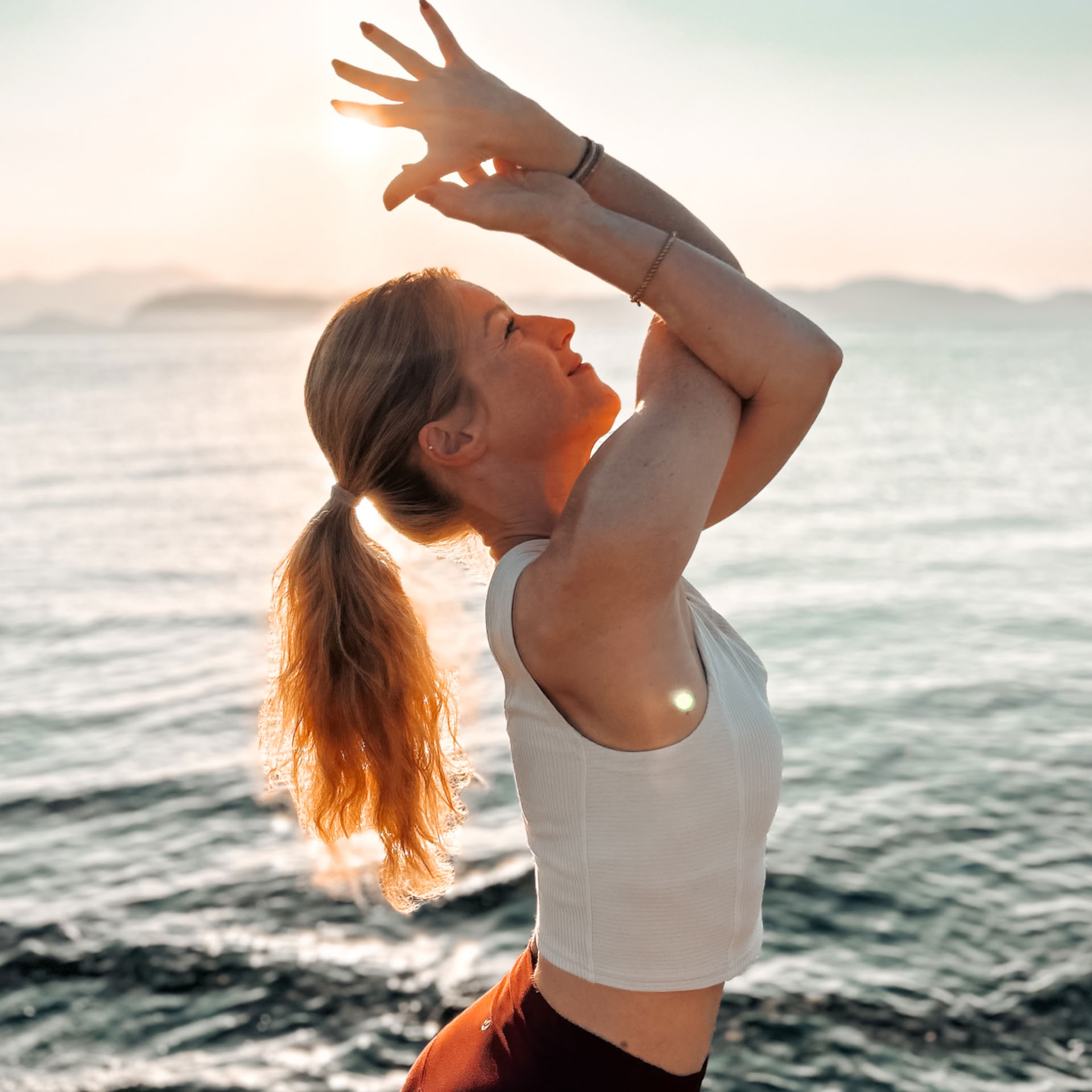 Julia (Sea & Soul Yoga Retreat Greece)