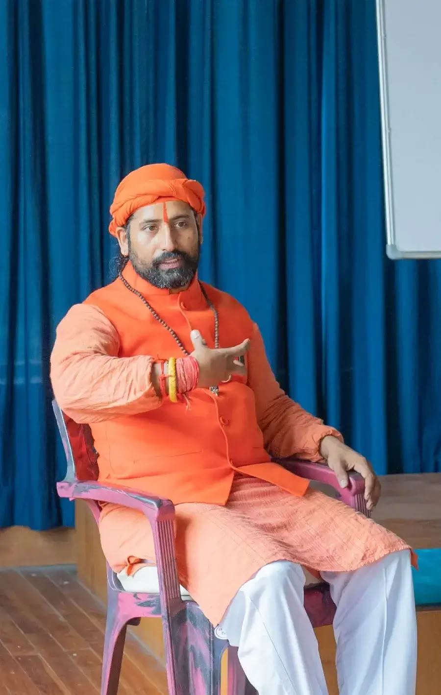 Mandeep Bhatt (Samadhi Yoga Ashram - Best Yoga School in Rishikesh India)