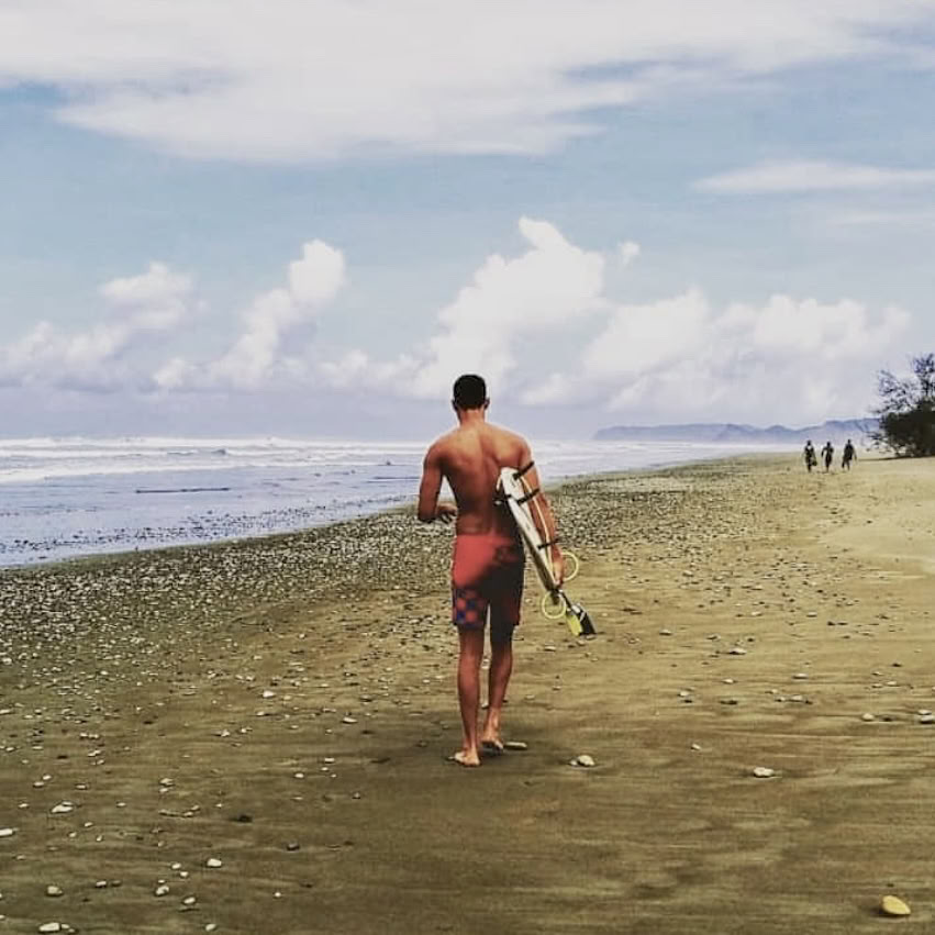 Pete (Rewild Surf School)